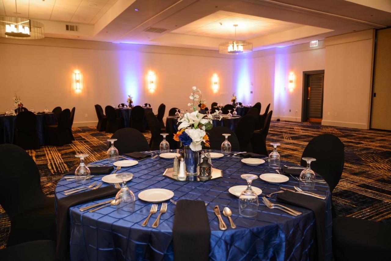 Crowne Plaza Jacksonville Airport By Ihg Bagian luar foto