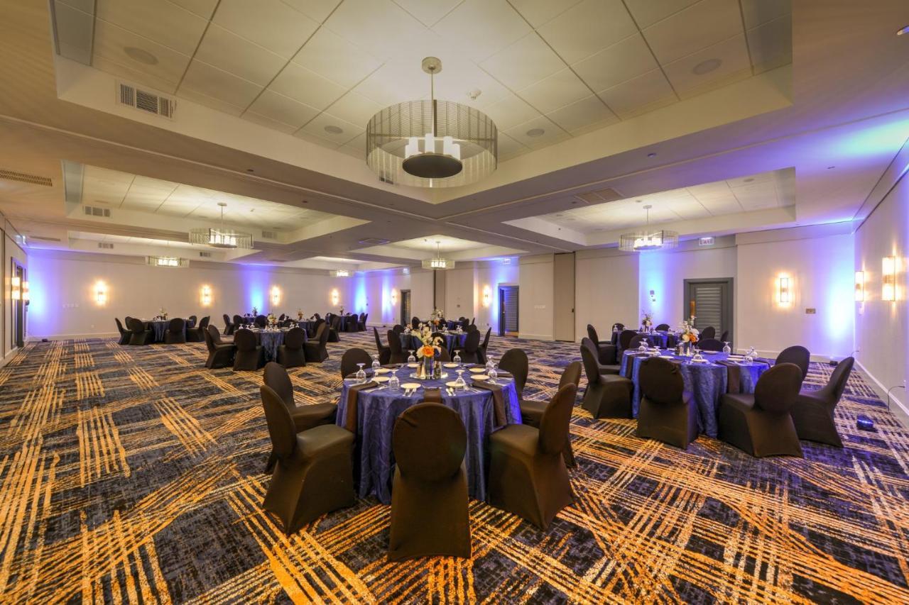 Crowne Plaza Jacksonville Airport By Ihg Bagian luar foto
