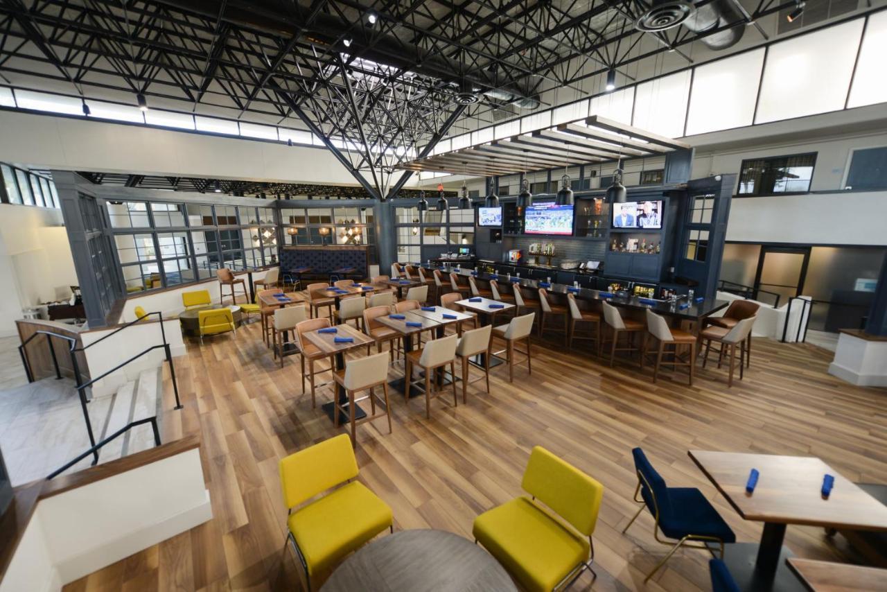 Crowne Plaza Jacksonville Airport By Ihg Bagian luar foto