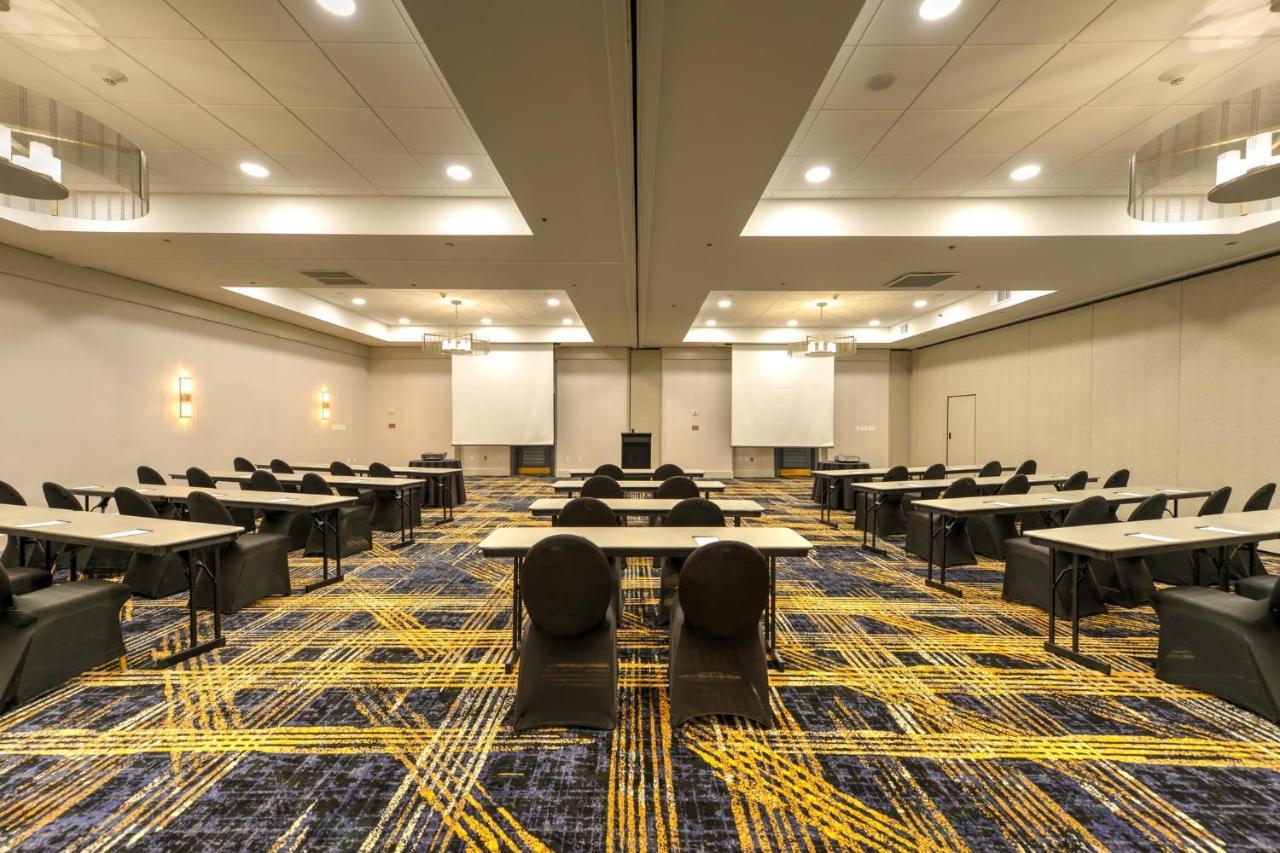 Crowne Plaza Jacksonville Airport By Ihg Bagian luar foto