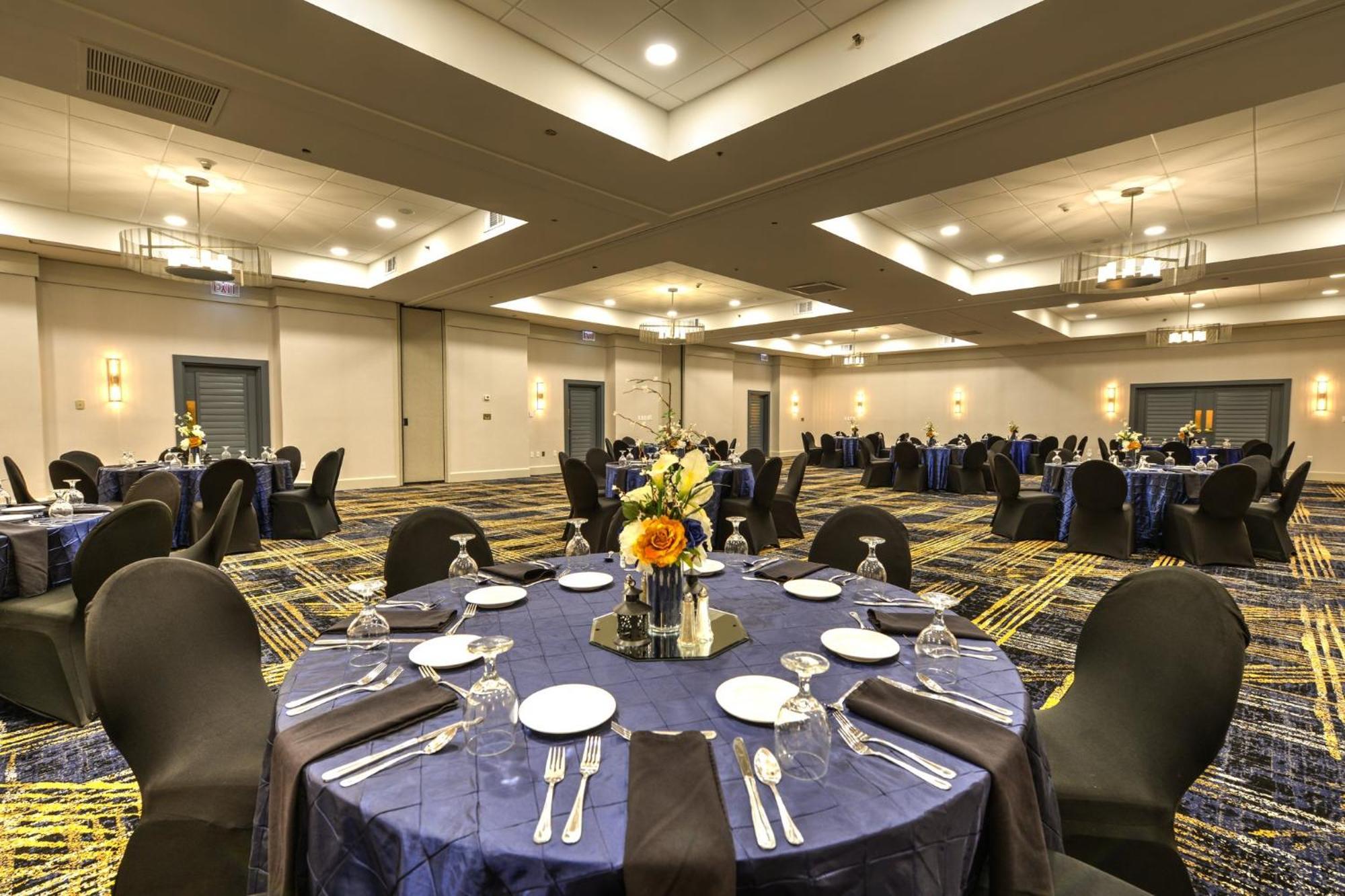 Crowne Plaza Jacksonville Airport By Ihg Bagian luar foto