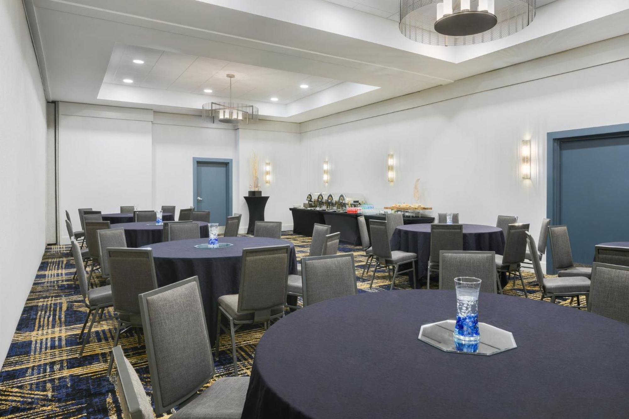 Crowne Plaza Jacksonville Airport By Ihg Bagian luar foto