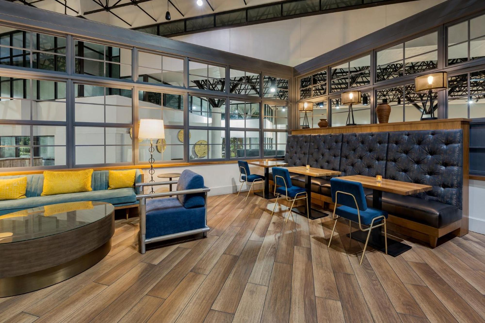 Crowne Plaza Jacksonville Airport By Ihg Bagian luar foto