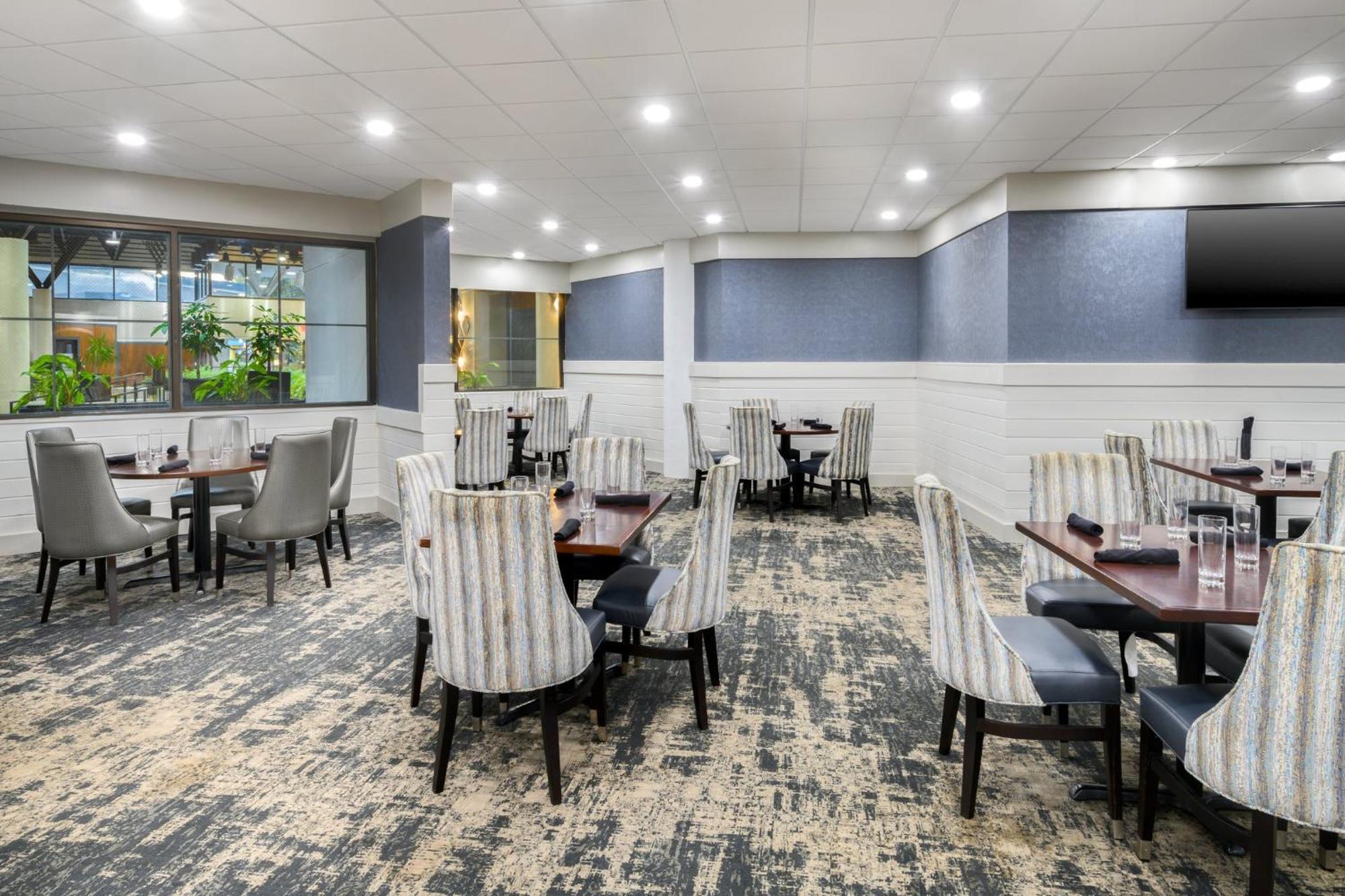 Crowne Plaza Jacksonville Airport By Ihg Bagian luar foto